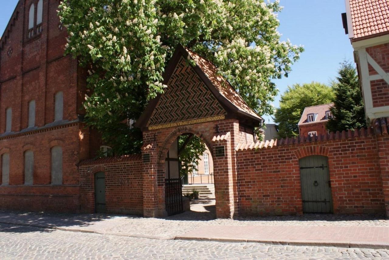 Altstadtloft Im Herzen Wismars - Abc303 By AbcВісмар Екстер'єр фото